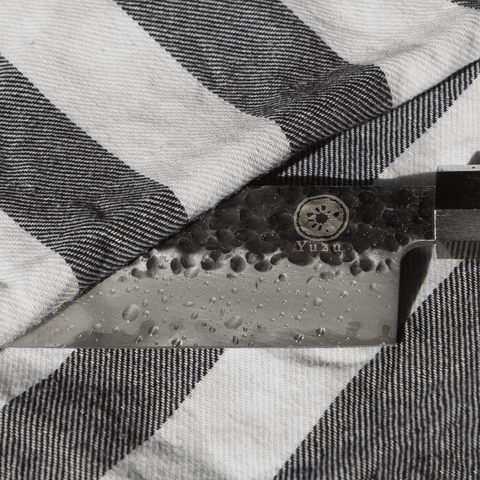 Carbon Steel Kitchen Knives: Benefits, Care & Best Choices